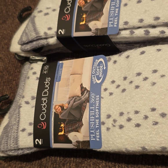 CUDDL DUDS BUNDLE OF 6 PAIRS OF CREW SOCKS FITS SHOE SIZE 4-10 - Picture 2 of 12